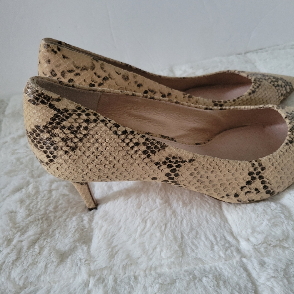 LOUISE ET CIE JORDYNA PUMPS HEELS ANIMAL PRINTS SHOES SIZE 10 beige brown color - Picture 2 of 12